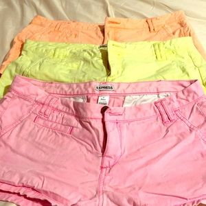 3 neon Express mini shorts